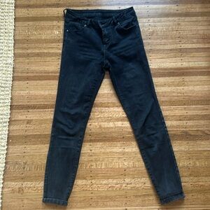 REVIEW JEANS WASHED-OUT BLACK